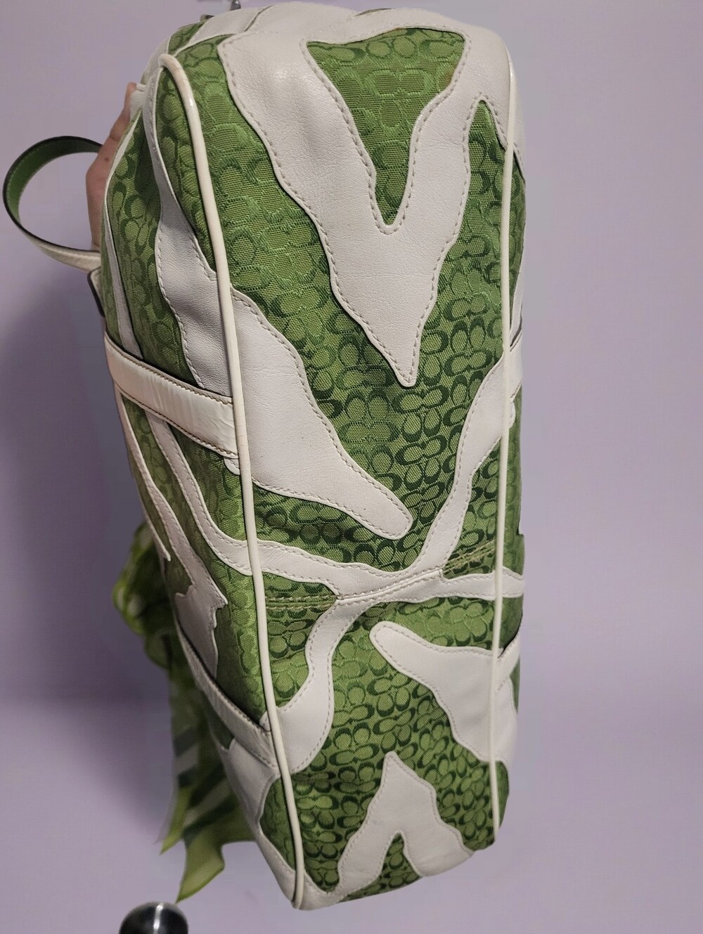 Coach Vintage Green And White Limited Edition Zebra Large Galkery Tote. - Picture 5 of 7
